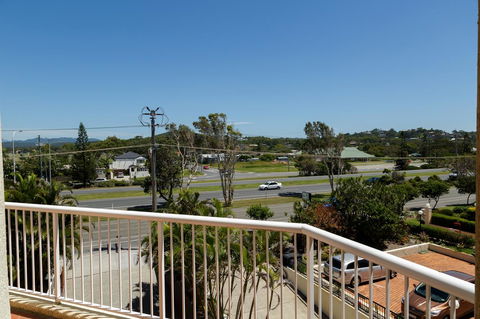 Crystal Beachfront Apartments - Accommodation Melbourne 23