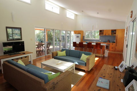 The Boarding House - Melbourne 4u 5