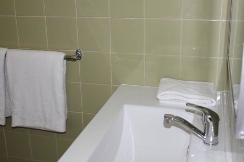 Arcadia Village Motel - Accommodation Melbourne 13