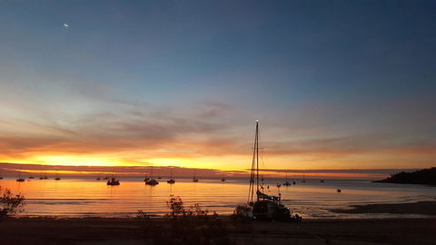 1 Min. Walk To Beach Horeseshoe Bay Holiday Units - Accommodation Melbourne 12