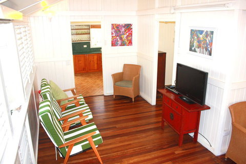 Daggoombah Holiday Home Magnetic Island - Accommodation Melbourne 7