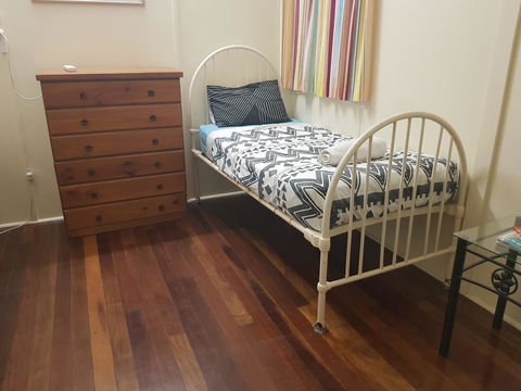 Arcadia Beach Guest House And Car Hire - Accommodation Melbourne 9