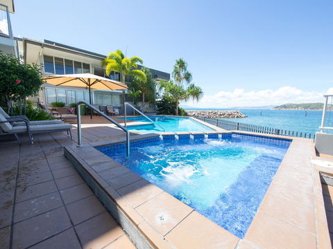 Grand Mercure Apartments Magnetic Island - Accommodation Melbourne 8