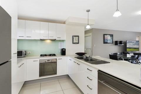 Keith's Sister - Accommodation Melbourne 7