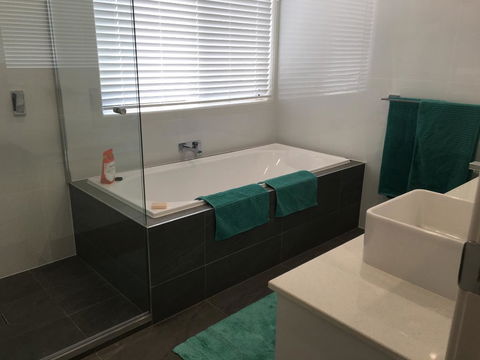 Modern Beach Villa - Accommodation Melbourne 7