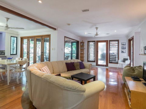 Billa Blue By Discover Stradbroke - Accommodation Melbourne 4