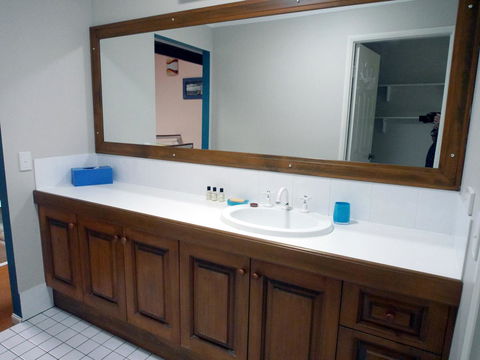 Gone Fishin - Accommodation Melbourne 14