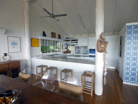 Annie's White House - Accommodation Melbourne 14