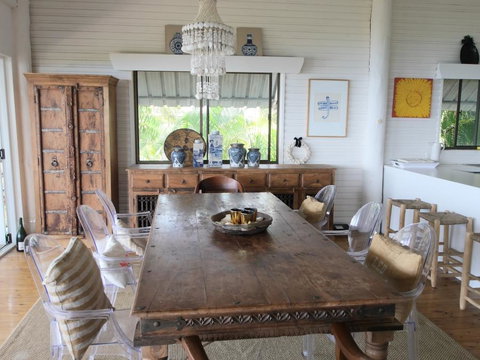 Annie's White House - Accommodation Melbourne 3