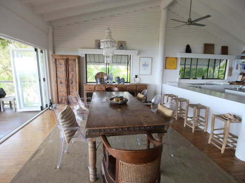 Annie's White House - Accommodation Melbourne 4