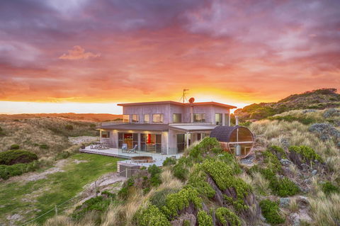 Porky Beach Retreat - King Island Escapes - Accommodation Melbourne 0
