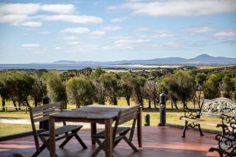 Mountain Seas Lodge - Accommodation Melbourne 4