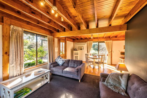 Parnella Adventure Bay, Bruny Island - Accommodation Melbourne 2