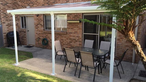 'Lighthouse Palms' - Accommodation Melbourne 0