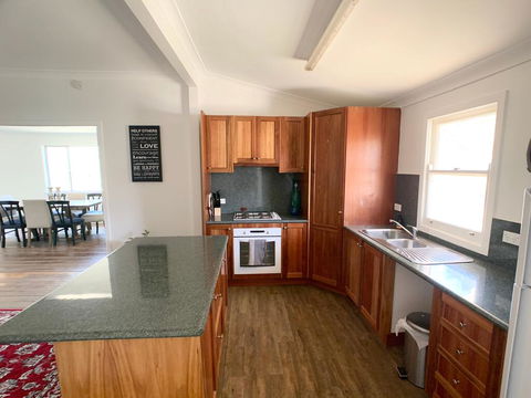 'The Wattles' - True Country Escape Near Wineries - Borenore - Accommodation Melbourne 1
