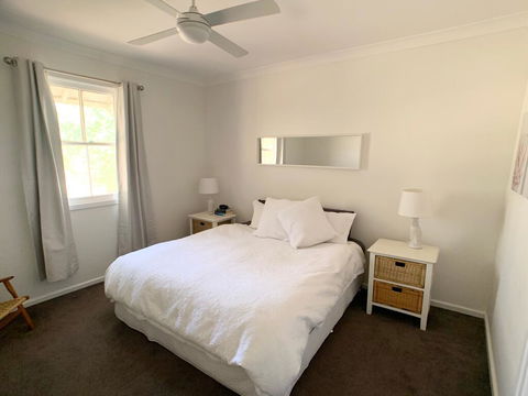 'The Wattles' - True Country Escape Near Wineries - Borenore - Accommodation Melbourne 3