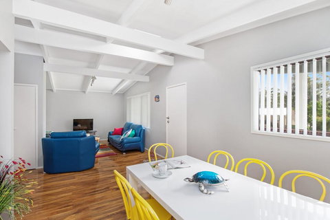 'White Sands', Mollymook - Accommodation Melbourne 2