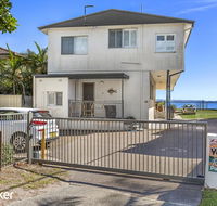 'Yacaaba' Beautiful Waterfront Location - Accommodation Melbourne