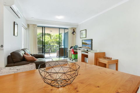 1 Bedroom - Private Managed Resort Pool And Beach - Alex - Accommodation Melbourne 3
