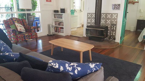 1 Bedroom Home Surrounded By Nature - Melbourne 4u 3