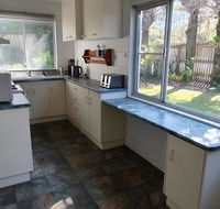 1 Spectrum Street Rainbow Beach- Close to shops and main beach - Melbourne 4u