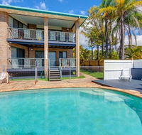 1-33 Tingira Close - Rainbow Beach Gorgeous ocean views swimming pool air conditioning - Melbourne 4u