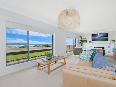 10 OCEAN VILLA - Accommodation Melbourne 1