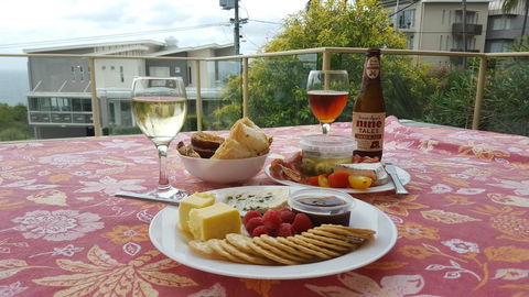 100 Cooloola Drive - Accommodation Melbourne 0