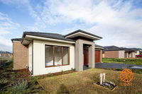 Book Cranbourne West Accommodation Vacations Accommodation Melbourne Accommodation Melbourne
