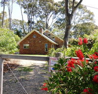 11 Barkala St. Dalmeny - Accommodation Melbourne
