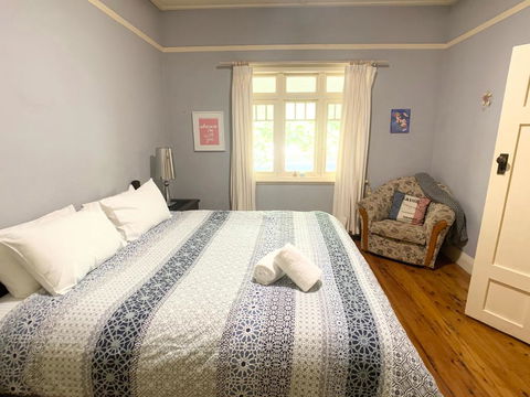 123 Hill St, Heart Of Orange, Double Brick - Melbourne 4u 3