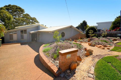 131 Pacific Drive, Port Macquarie - Accommodation Melbourne 0