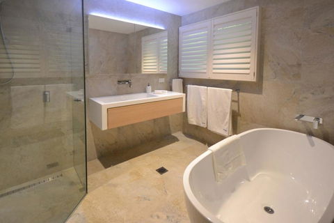 131 Pacific Drive, Port Macquarie - Accommodation Melbourne 1