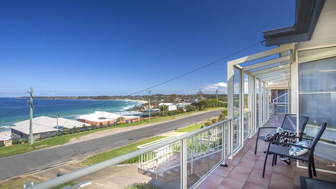 143 Mitchell Pde - Magnificent Outlook - Accommodation Melbourne 0