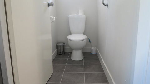 16 Mirimar Crescent Arcadia - Accommodation Melbourne 3