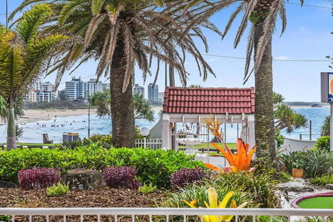 2 Bedroom Private Unit - Alexandria Apartments - Accommodation Melbourne 2