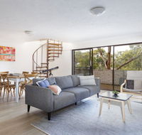 20 Booneroo - Walk To The Beach - Accommodation Melbourne