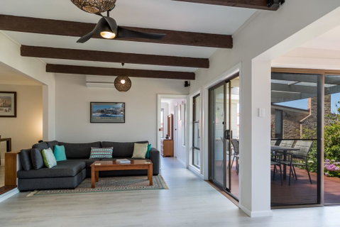 235 Mitchell Parade, Mollymook - Accommodation Melbourne 1