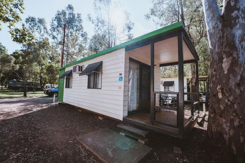 BIG4 Breeze Holiday Parks - Cania Gorge - Melbourne 4u 3