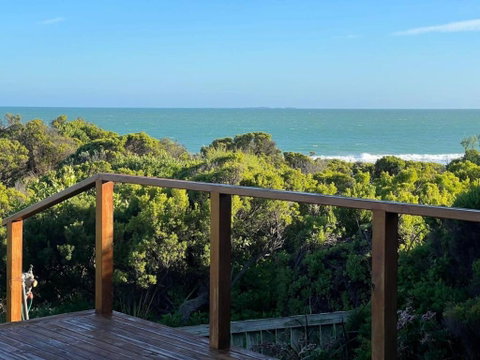 C4 Miles Beach Shack - Accommodation Melbourne 4
