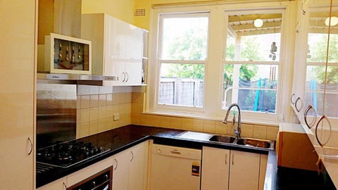 Deco Family House - Accommodation Melbourne 4