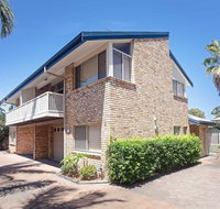 3 'Ambleside' 9 Shoal Bay Avenue - air con WIFI and close to the water and Shoal Bay shops - Accommodation Melbourne