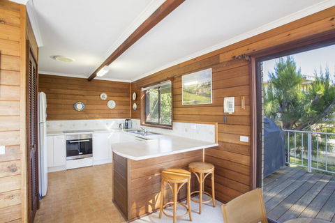 3 Shipton Cres - Heavenly Haven - Accommodation Melbourne 2