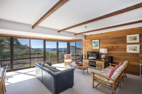 3 Shipton Cres - Heavenly Haven - Accommodation Melbourne 1