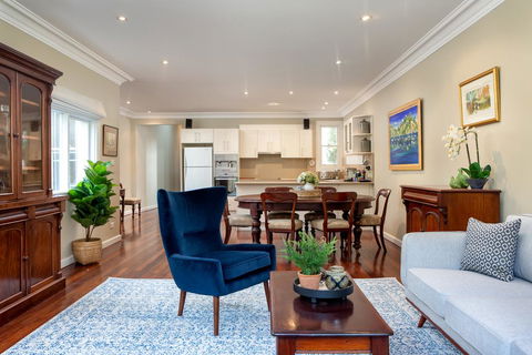 3-Bed House Near Bondi Beach With Balcony, Parking - Accommodation Melbourne 2