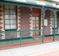 34 on Emily - Accommodation Melbourne