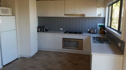 4 Bounty - Accommodation Melbourne 3
