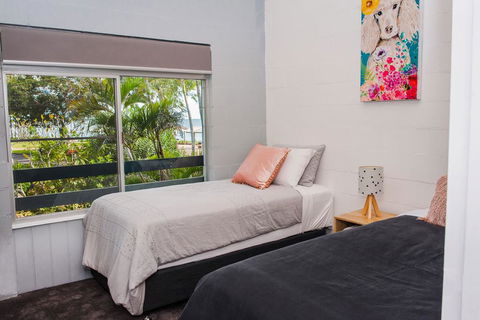 454 Charlton Esplanade Apartment - Accommodation Melbourne 1