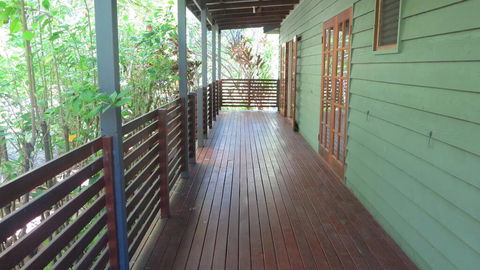 47 Yates St Nelly Bay - Accommodation Melbourne 2