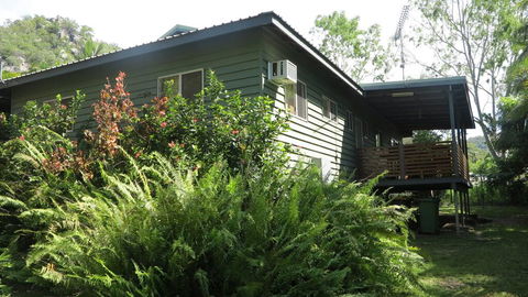 47 Yates St Nelly Bay - Accommodation Melbourne 0